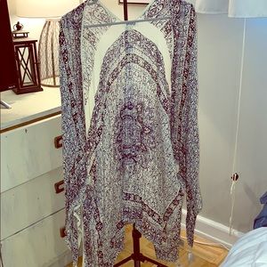 Blue and white pattern cardigan